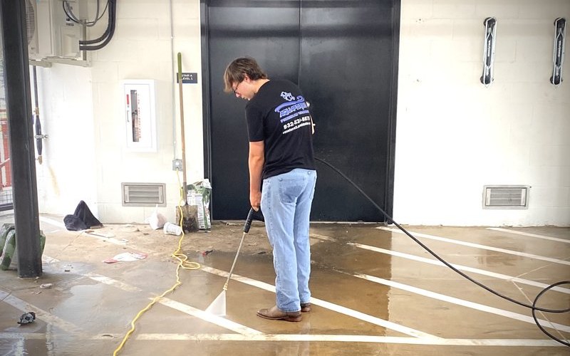 AquaForce Crew at Work